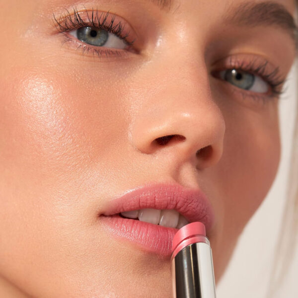 6893298bd9d8ee6158840cc85218ded939de4967728f153f5137b.jpg MDSolarSciences Tinted Lip Balm SPF 30, Sheer Hydrating Lip Sunscreen –Vegan, Gluten Free Lip with Naturally Moisturizing Shea Butter and Avocado Oil