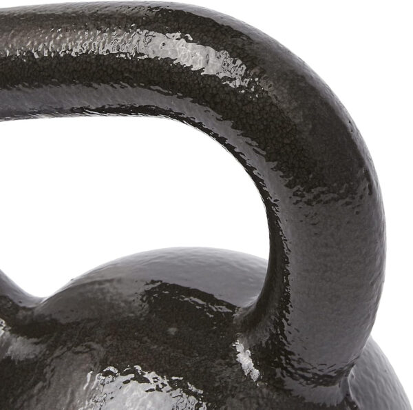 689350e6455d99b9d19729589813cc6e889c55b028dd27b40827e.jpg Amazon Basics Cast Iron Kettlebell