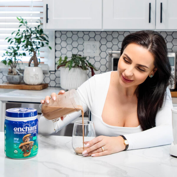 689374a86d03430068d9a98fc5dd37276f1b75eda53033f64d300.jpg Enchant Organic Protein Powder, Double Chocolate Peanut Butter flavor – 20g Plant Protein sourced from North American Farms, 5g Prebiotic + fiber, USDA Organic, Non-GMO, Plant-based, Non-Dairy, Vegan, 0.91 lb