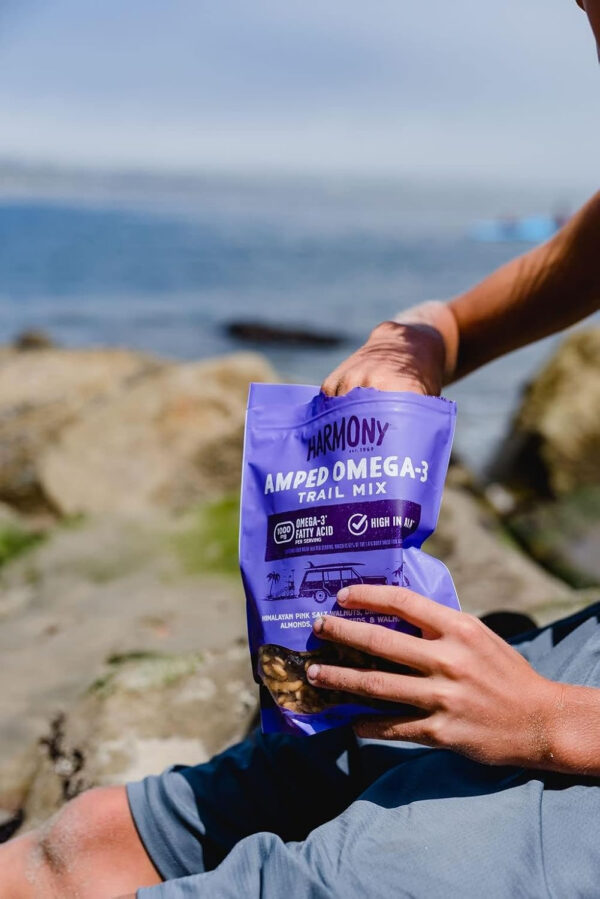 Diamond of California Harmony Amped Omega-3 Trail Mix with Mixed Nuts, Dried Fruit, Diamond of California Himalayan Pink Salt Walnuts, and Seeds, 10 oz, 1 Unit