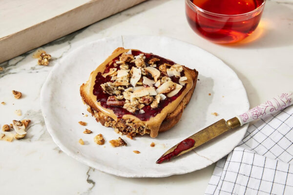 Struesli - Original Granola Redefined | No Added Sweeteners, No Grains | Keto & Paleo Friendly | Gluten-Free, Grain-Free | Healthy Adult Snack | High-Fiber, Nutrient-Rich, Satisfying Crunch