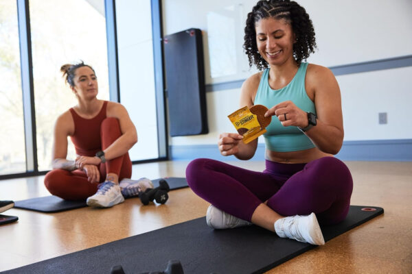 Honey Stinger Organic Honey Waffle, Energy Stroopwafel for Exercise, Endurance and Performance, Sports Nutrition for Home & Gym, Pre and Post Workout, Box of 16 Waffles, 16.96 Ounce (Pack of 16)