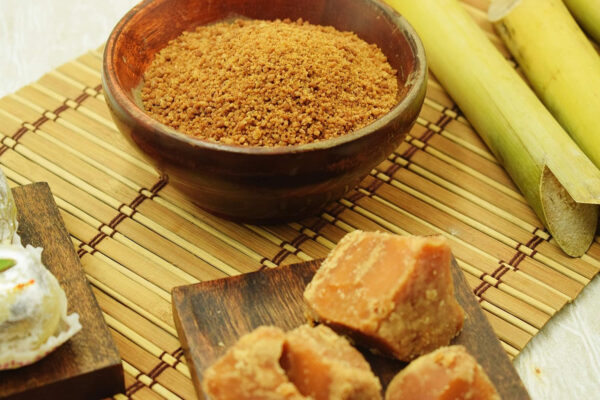 6894659b9b022ebb766d49e1d30471bef88915b135ea0e41912d3.jpg SVATV Jaggery Powder, Hand Crushed Gur Powder | Natural Sweetener | Brown Sugar | Indian Sugar Cane Substitute | No Preservatives Added | No Artificial Flavors - 227g 8oz Half Pound